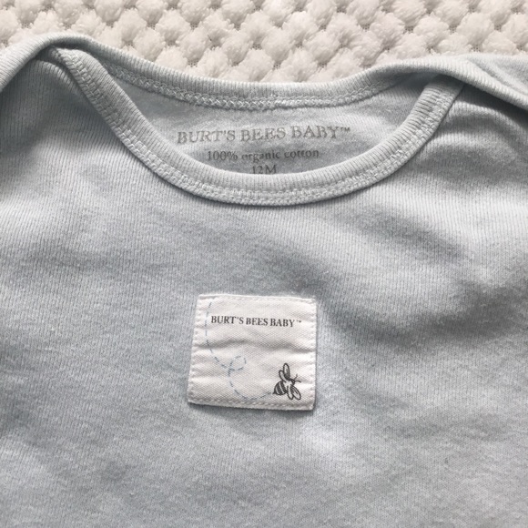 BURTS BEES Organic BABIES BLUE ONESIE 12 MONTH - Picture 2 of 3